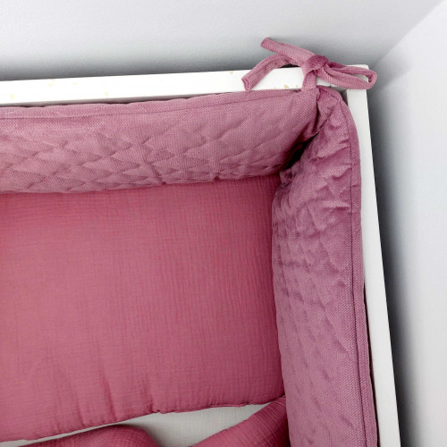 Ochraniacz do łóżeczka PREMIUM- velvet róż mulbery