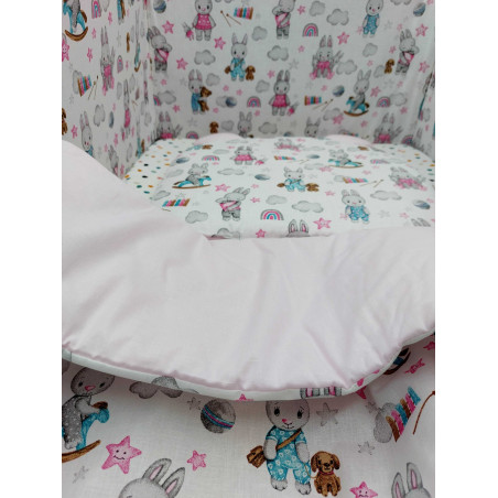 Ochraniacz do łóżeczka- króliczki/ bawełna jasny róż